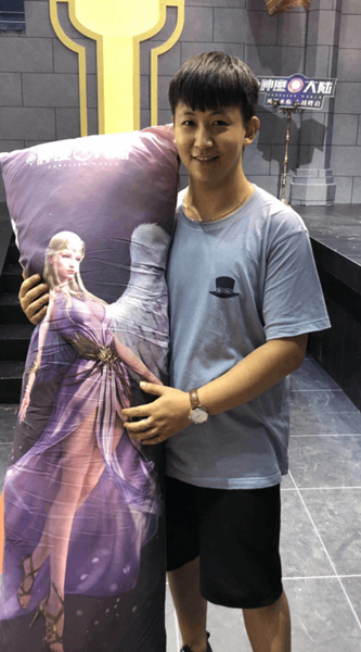《神魔大陸》手游引燃ChinaJoy！CJ上的維密秀