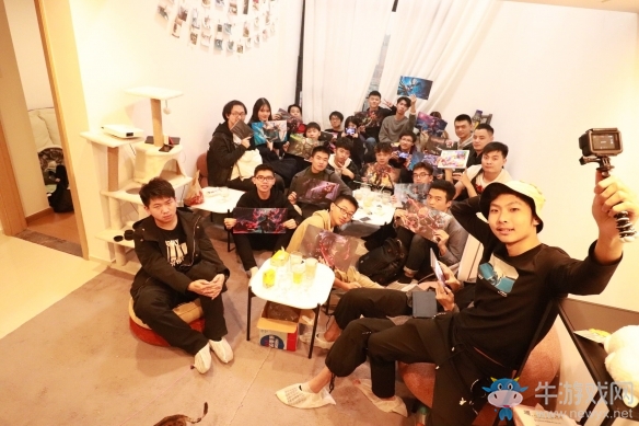 《虛榮》新年線下聚會歡樂舉行 周限挑戰進行中