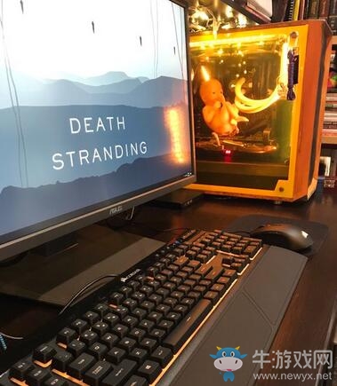 玩家自制《死亡擱淺》主題PC 內(nèi)有小BB躺機(jī)箱