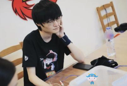 小牛賽事報：季后賽揭幕站開始，小鳳凰自身狀況堪憂