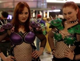 亞特蘭大Dragon Con漫展海量火辣COS 死侍犯賤嚇壞弗里曼