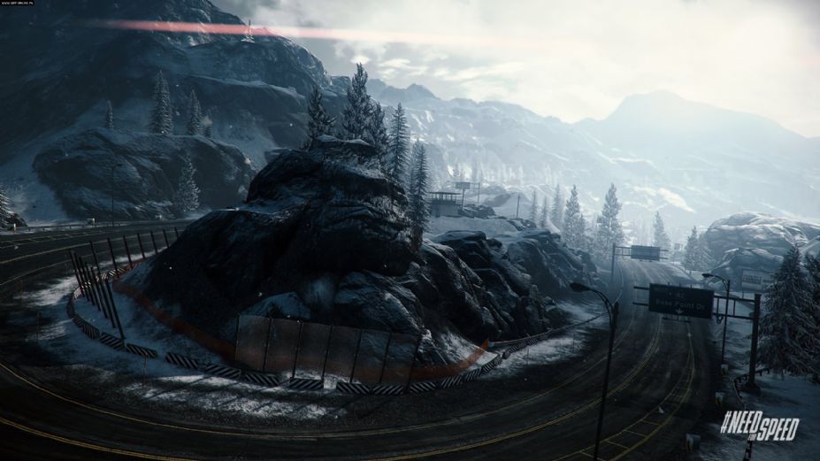 《極品飛車18：宿敵》游戲截圖